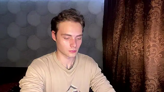 ErnestTarlet's Live XXX Chat