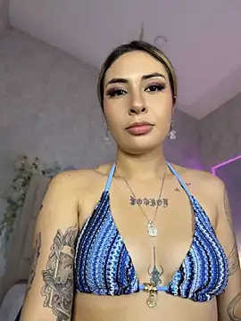 Czat XXX na żywo – nini_love01