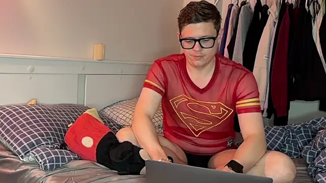 daniel-below Chat XXX live
