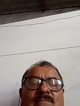 Chat +18 de Misterymem63 ao vivo