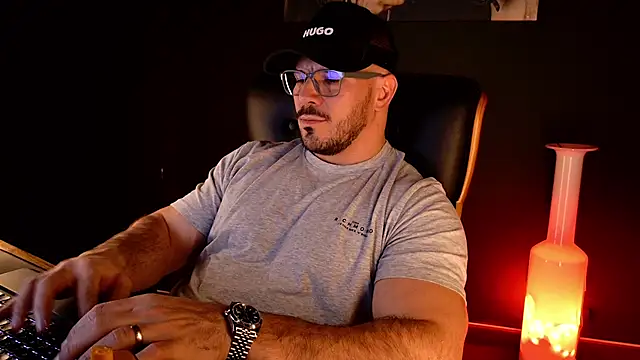 XXX chat uživo modela AngeloEric