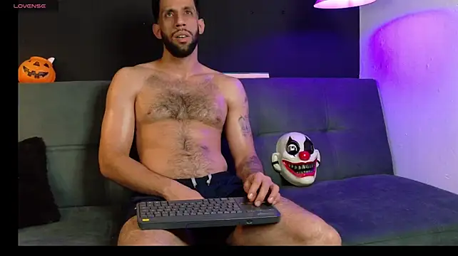 Chat +18 de Karim_mansur ao vivo