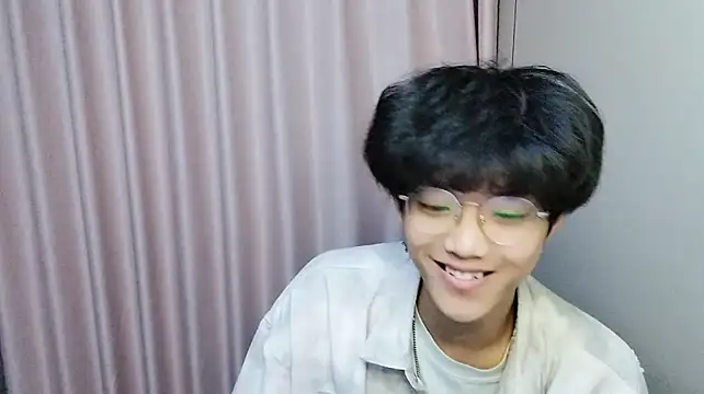 wssoo11's Live XXX Chat