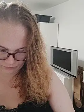 Chat +18 de GermanNerdyAlice ao vivo