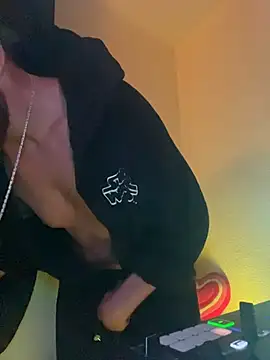 Guyst049's Live XXX Chat