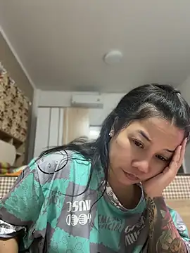 LINDA_HD's Live XXX Chat