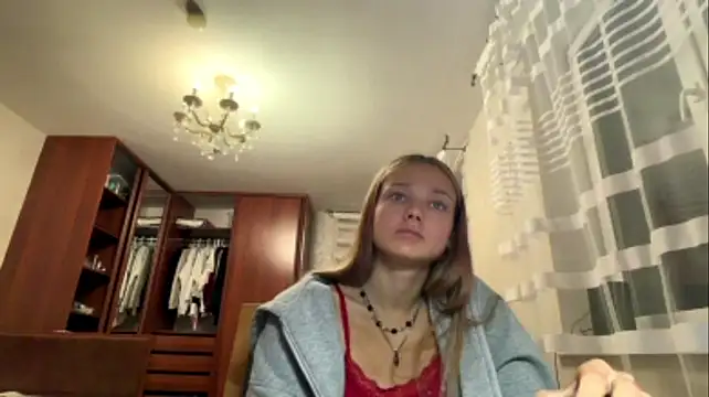 Chat +18 de Romy_Grei ao vivo