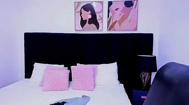 dullce77's Live XXX Chat