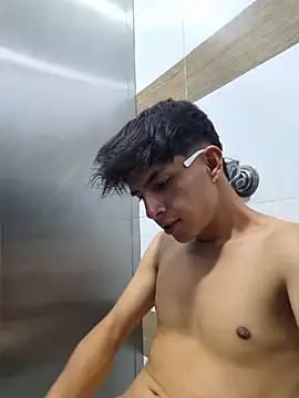 ZaneHoward লাইভ XXX চ্যাট