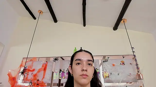 CelesteCox Adlı Modelin Canlı XXX Sohbeti