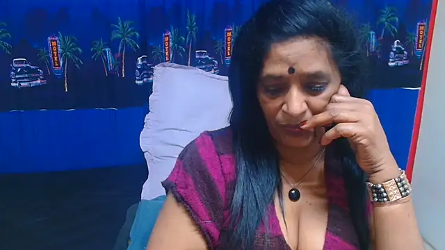 Chat XXX en directo de INDIANFUSION