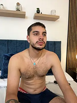 AmadeoWild – Live XXX-chat