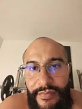 دردشة Luke__09 الجنسية المباشرة