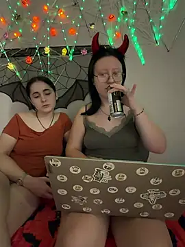 Czat XXX na żywo – nahida77