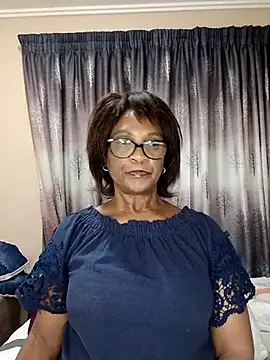Hotgrannyx's Live XXX Chat