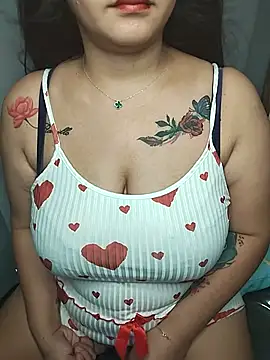 xxxPINAYMILKYBOOBSxxxn Live XXX chat