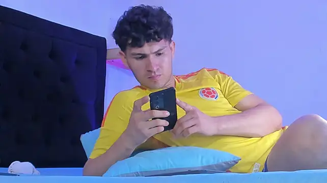Czat XXX na żywo – camilo_model