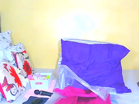 Suzzy_Q Chat XXX live