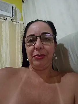 Chat +18 de regina475 ao vivo