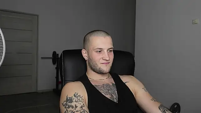 Онлайн чат XXX Igor_Wilde