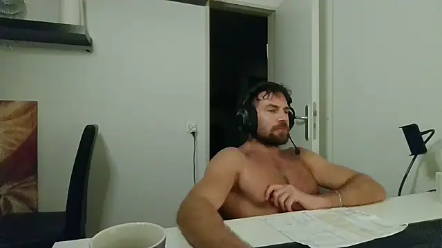 alpha-hunk Live XXX-Chat
