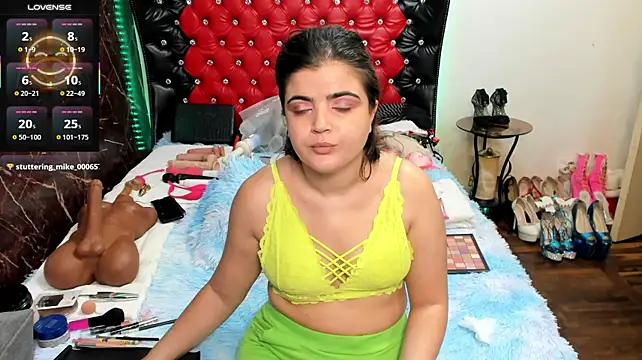 Živý XXX chat Hot_Falling_Devil