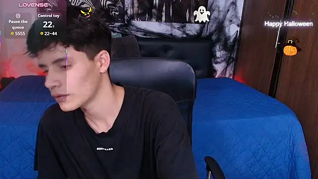 Jacob5_ élő XXX-chatje