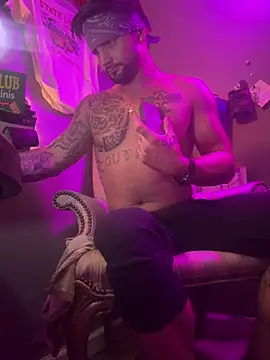 Chat XXX Live LegendaryLukeFilmCo