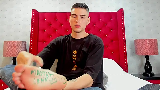 แชท XXX สดของ NickWild