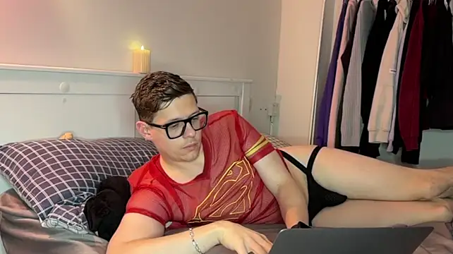 Chatroom XXX en direct de daniel-below