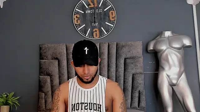 Chat XXX ao vivo de Robin_Rief