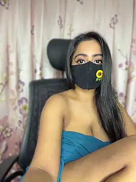 Naughty_Queen49 现场XXX聊天