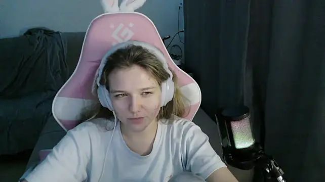 Živý XXX chat HelenMo0n