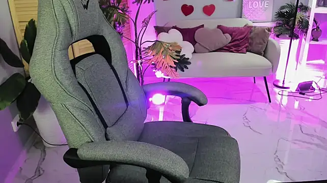Golden_Dragon's Live XXX Chat