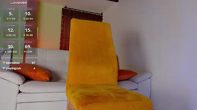 Emma__Blanco Adlı Modelin Canlı XXX Sohbeti
