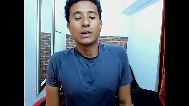 WIZARD-ALESSANDRO live XXX chat