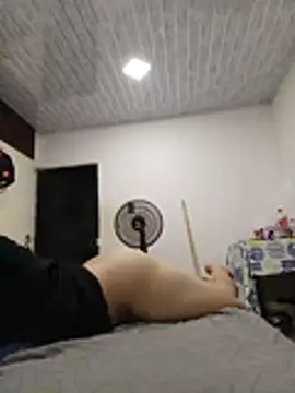 MenOnlyHot – Naživo XXX chat