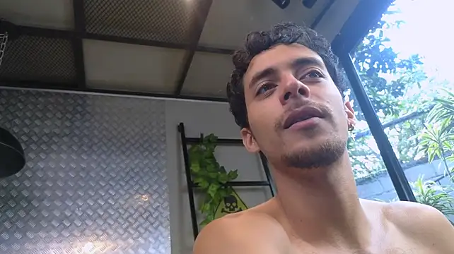 Jeey_BeeのライブXXXチャット