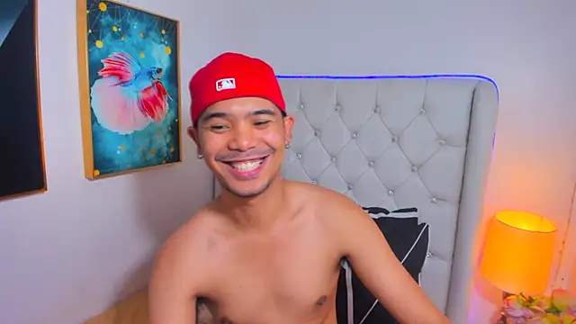 AsianZero's Live XXX Chat