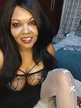 Chat XXX en directo de hemilynthomas2467