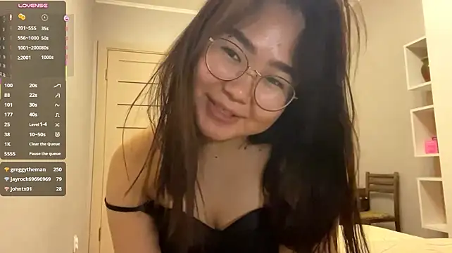 HikkoSinu's Live XXX Chat