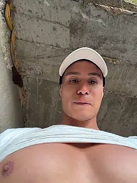 DOMINICKVEGAS77 现场XXX聊天