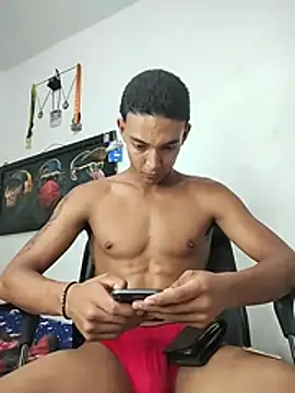 XXX chat uživo modela Demiansteven444