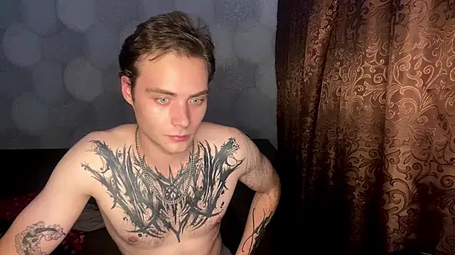 XXX chat uživo modela ErnestTarlet