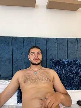 XXX chat uživo modela AmadeoWild