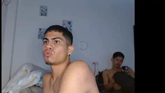 Danielkrdenass' Webcam Show