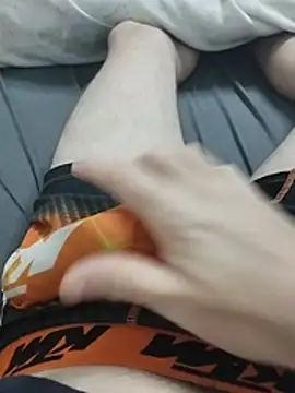 Leboss2059 – Naživo XXX chat