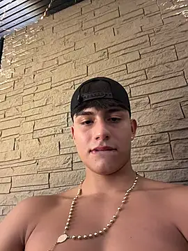 Lander_Cruz's Live XXX Chat