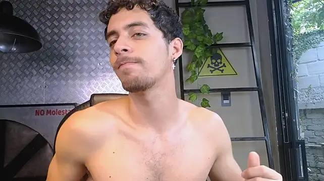Jeey_Bee Chat XXX live