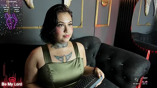 Chatroom XXX en direct de Victoria_Drew_